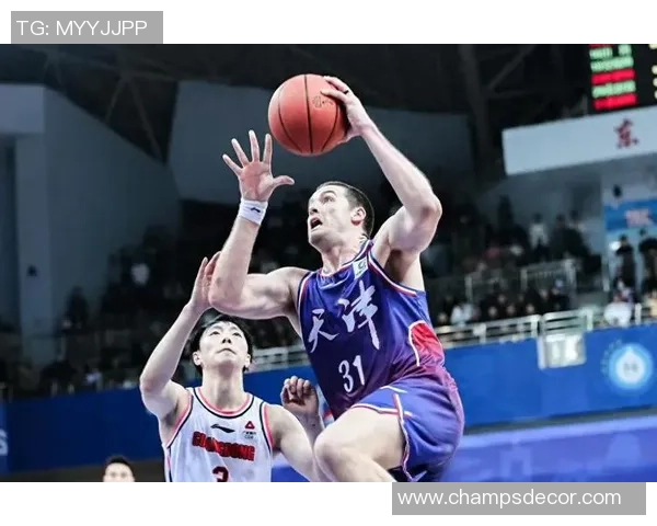 2017年CBA新疆队与天津队激战回顾精彩瞬间与战术分析