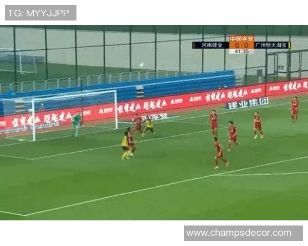 2019年建业对阵湖北的精彩比赛回顾与分析