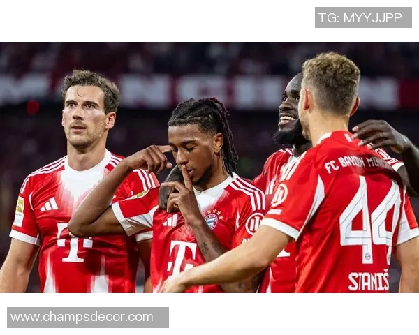 京多安领衔新赛季挑战,展现中场统治力与球队新篇章的期待 京多安领衔新赛季挑战,展现中场统治力与球队新篇章的期待